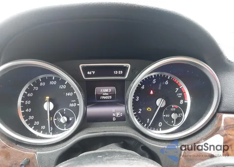 2014 Mercedes-Benz Gl 550 4Matic z USA, uszkodzony, nr VIN 4JGDF7DE6EA290174